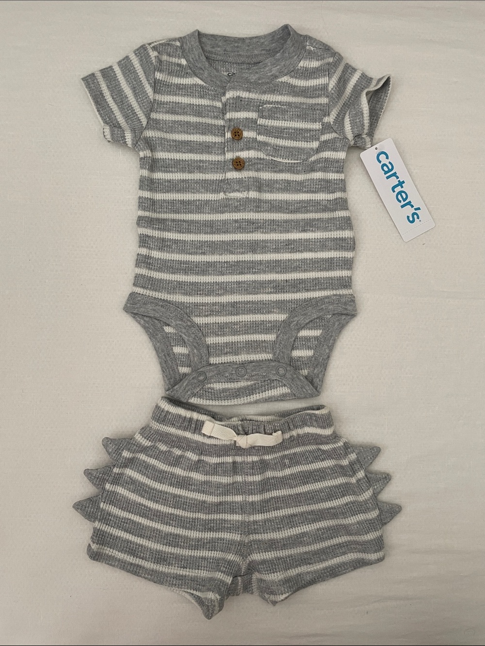 CARTER’S Outfit